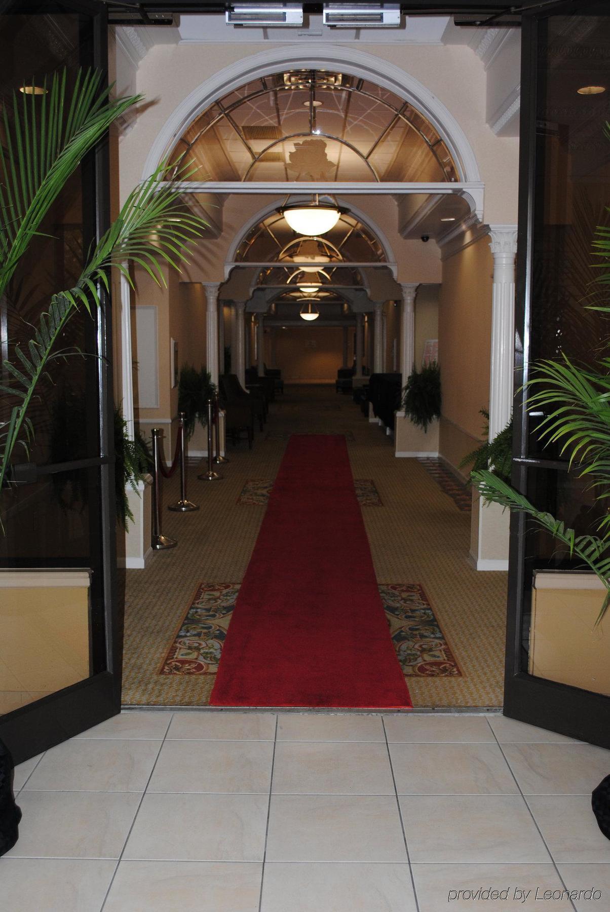 Doubletree By Hilton Fayetteville
