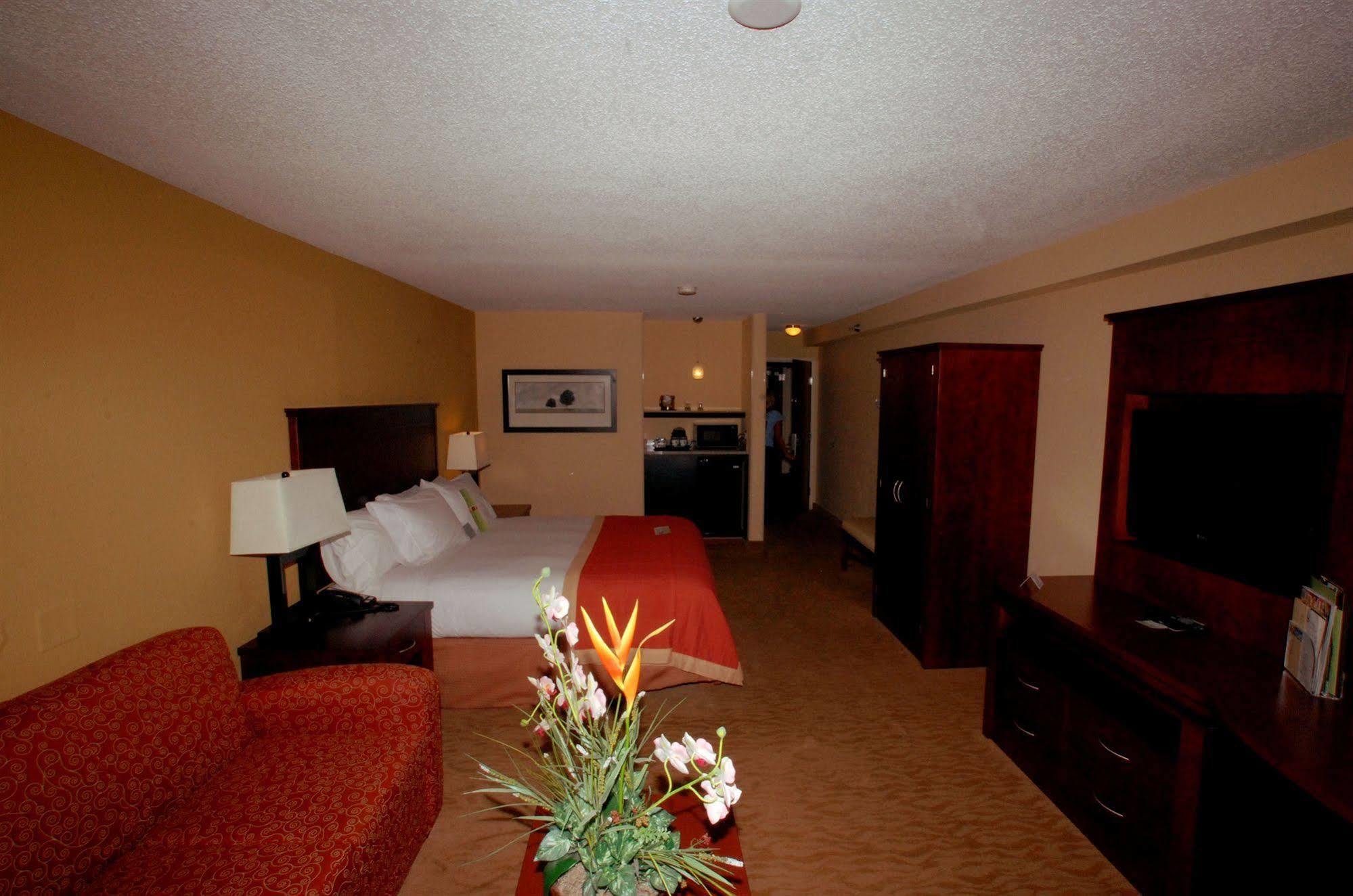 Doubletree By Hilton Hotel
