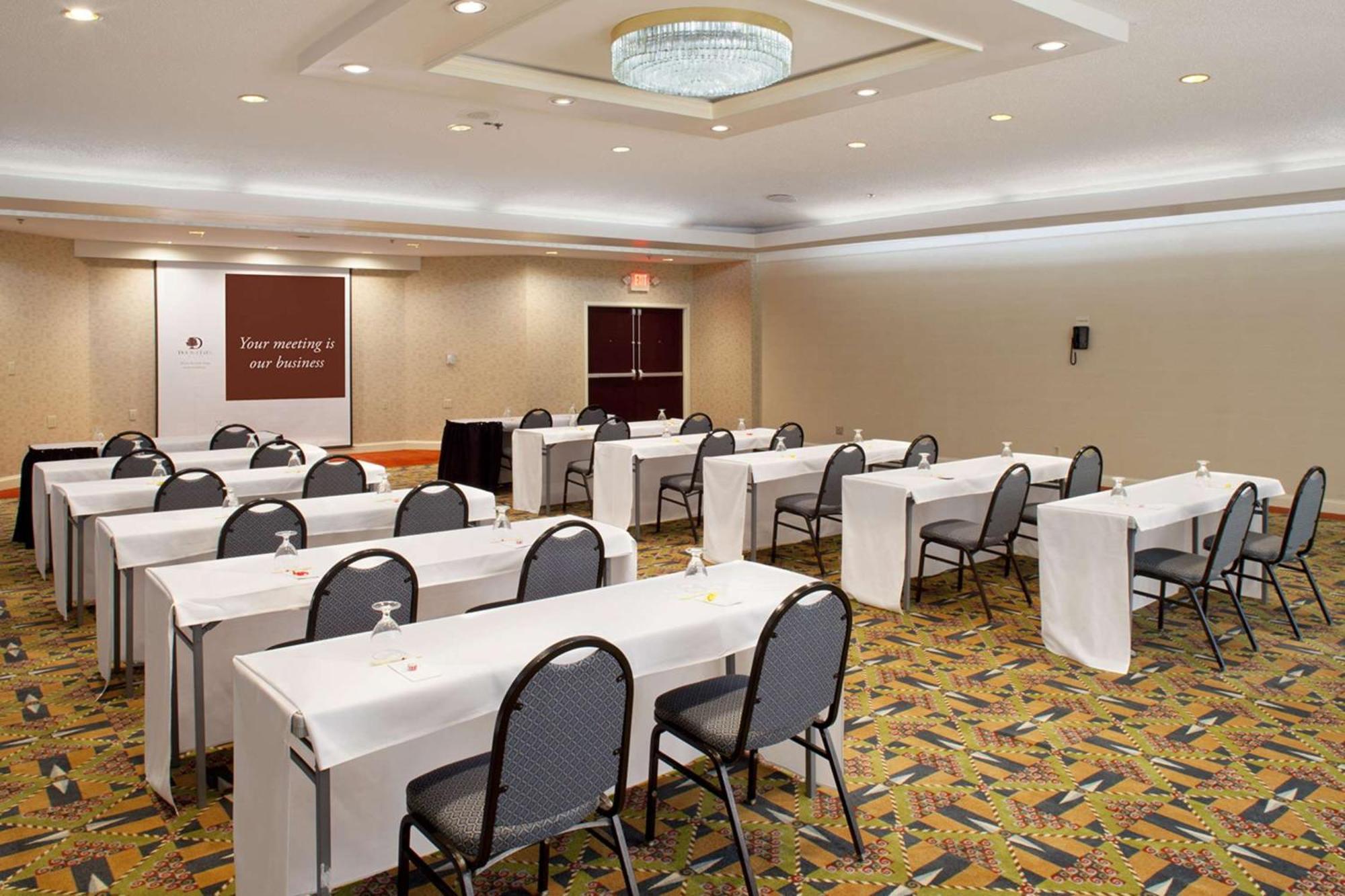 Doubletree By Hilton Hotel 4*